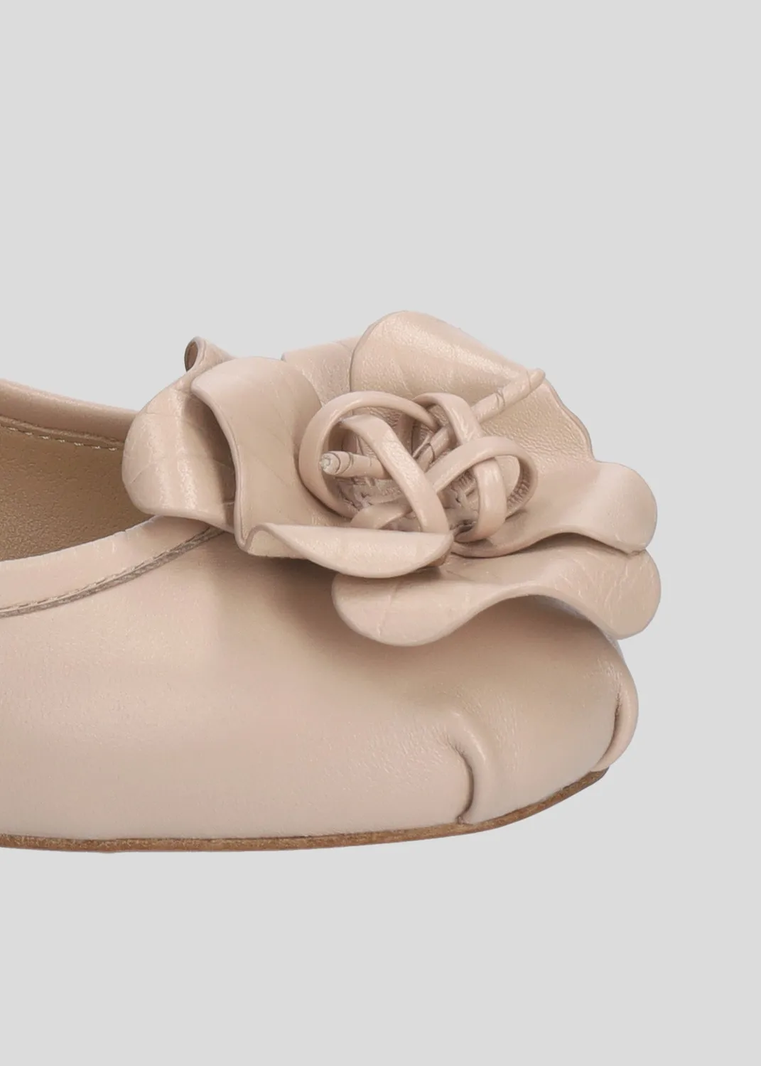 Lola Cruz Tulipa ballerines nude