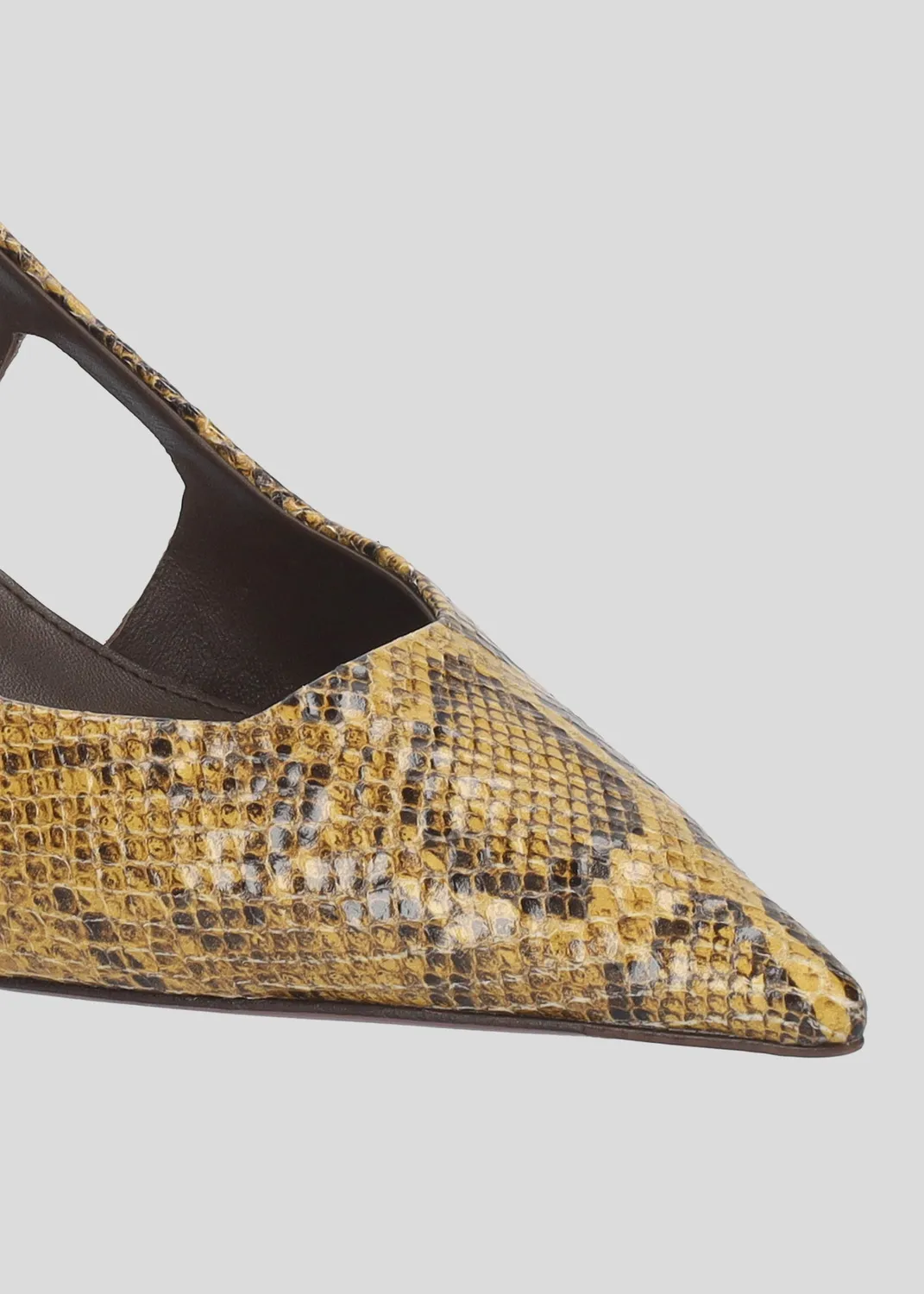 Lola Cruz Rhina Pump 55 escarpins moutarde moyen talon