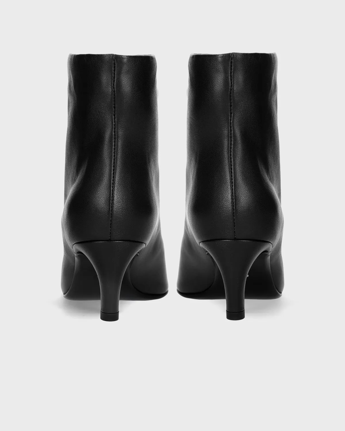 Lola Cruz Elizabeth 55 boots noires