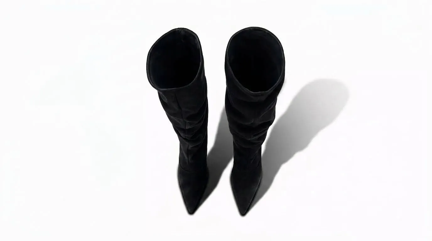Matteo Pitti Penny bottes suède noir talon fin