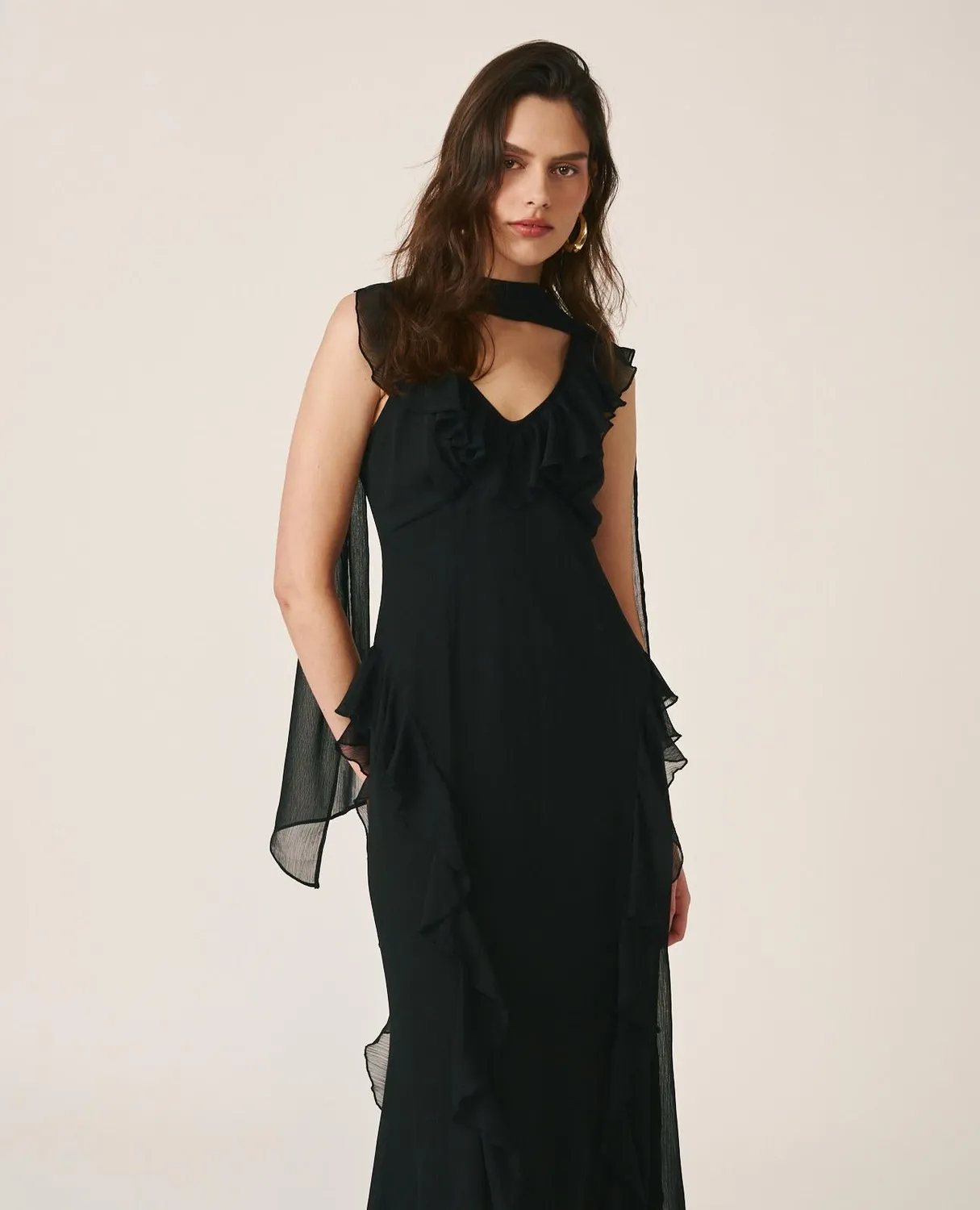 Alma en Pena V26CL0261 robe longue noire volants polyester