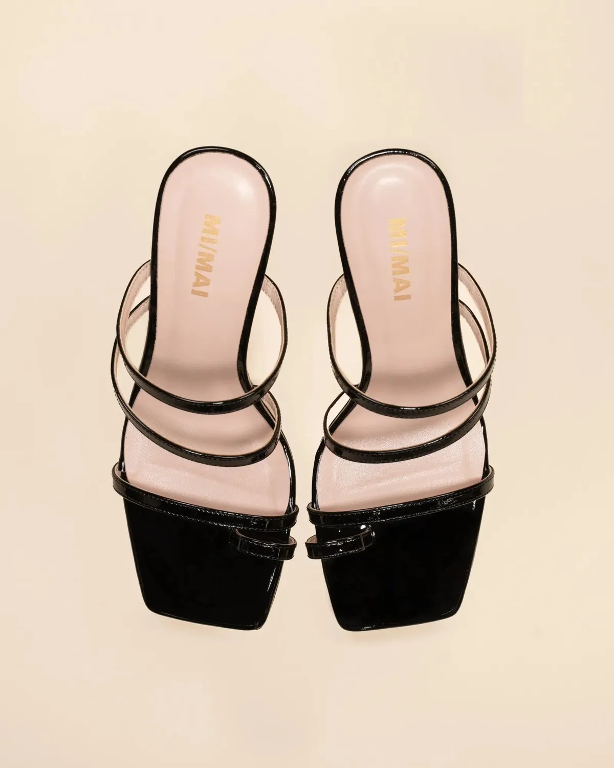Mi/Mai Sorento Black Patent sandales verni noir carré