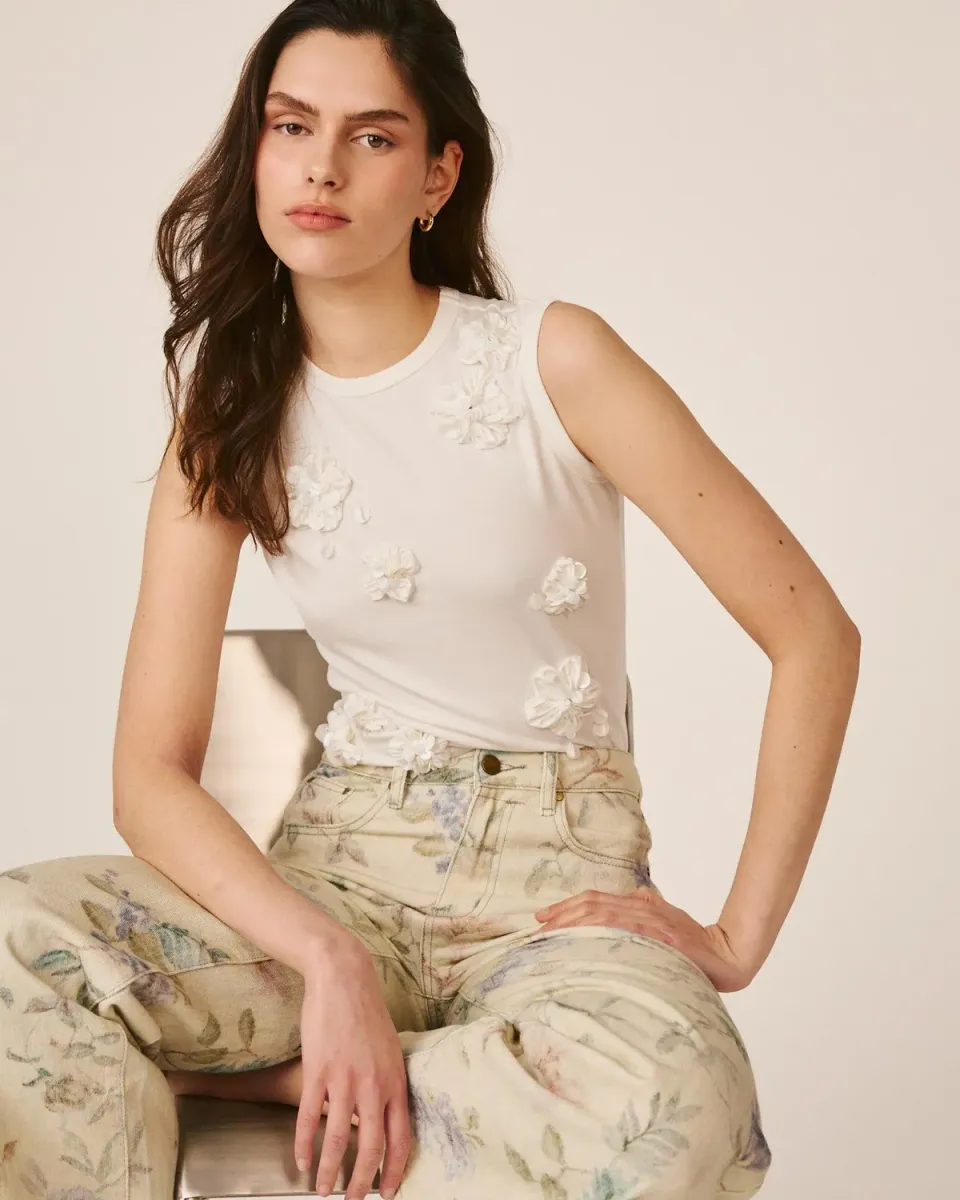 Alma en Pena V26CL0628 top blanc à fleurs