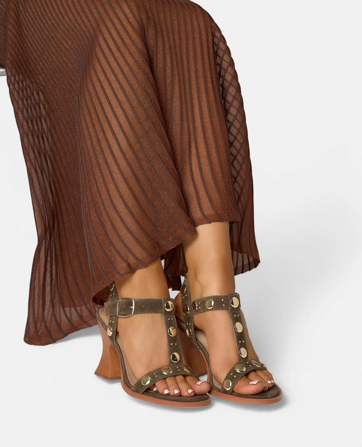 Alma en Pena V262454 sandales marron cuir talon 8 cm