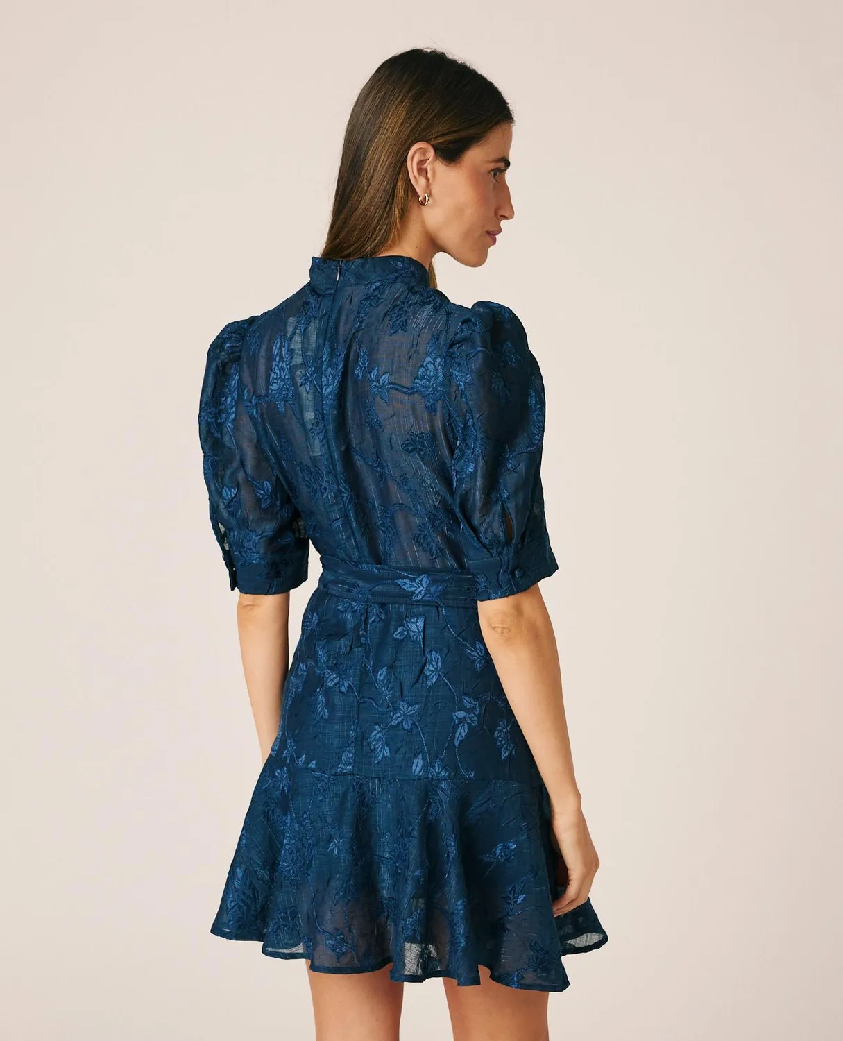 Alma en Pena I26CL0106 robe courte bleu jacquard floral