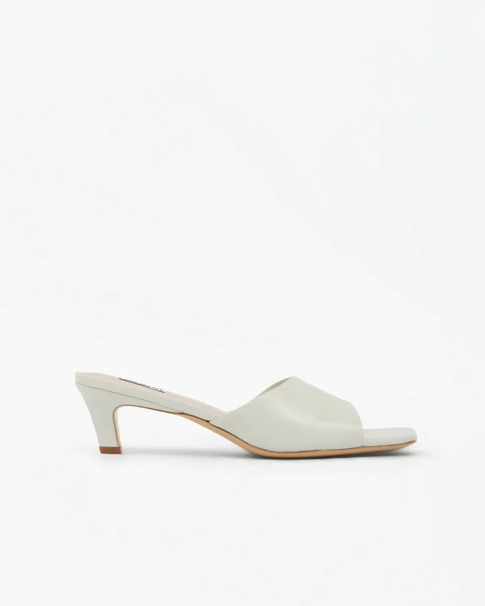 Mi/Mai Liz White mule cuir glossy blanc talon bas