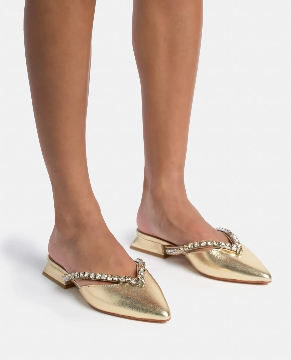 Alma en Pena V250485 mule dorée strass 2 cm