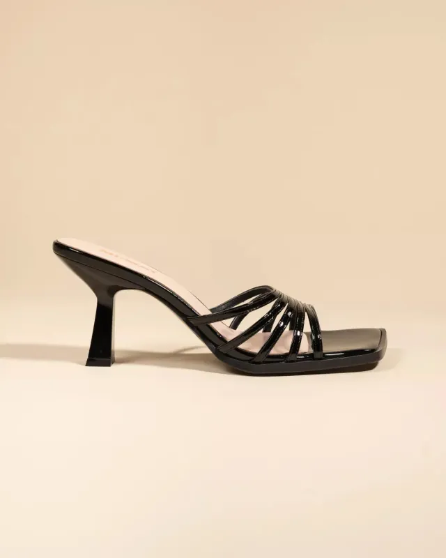 Mi/Mai Isamu Black Patent mules verni noir talon stable