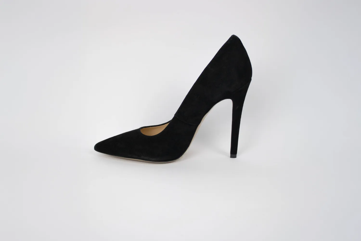 Matteo Pitti Lisa escarpins suède noir talon fin