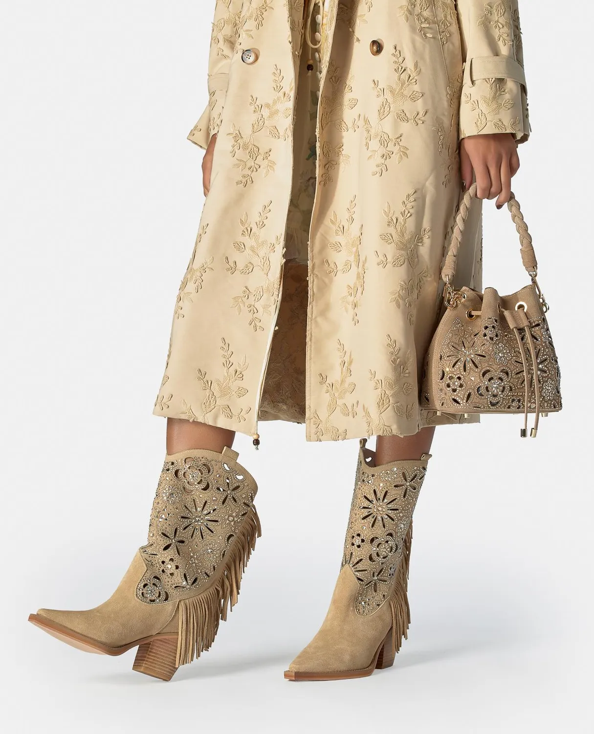 Alma en Pena V260151 bottes cuir franges arena 7 cm