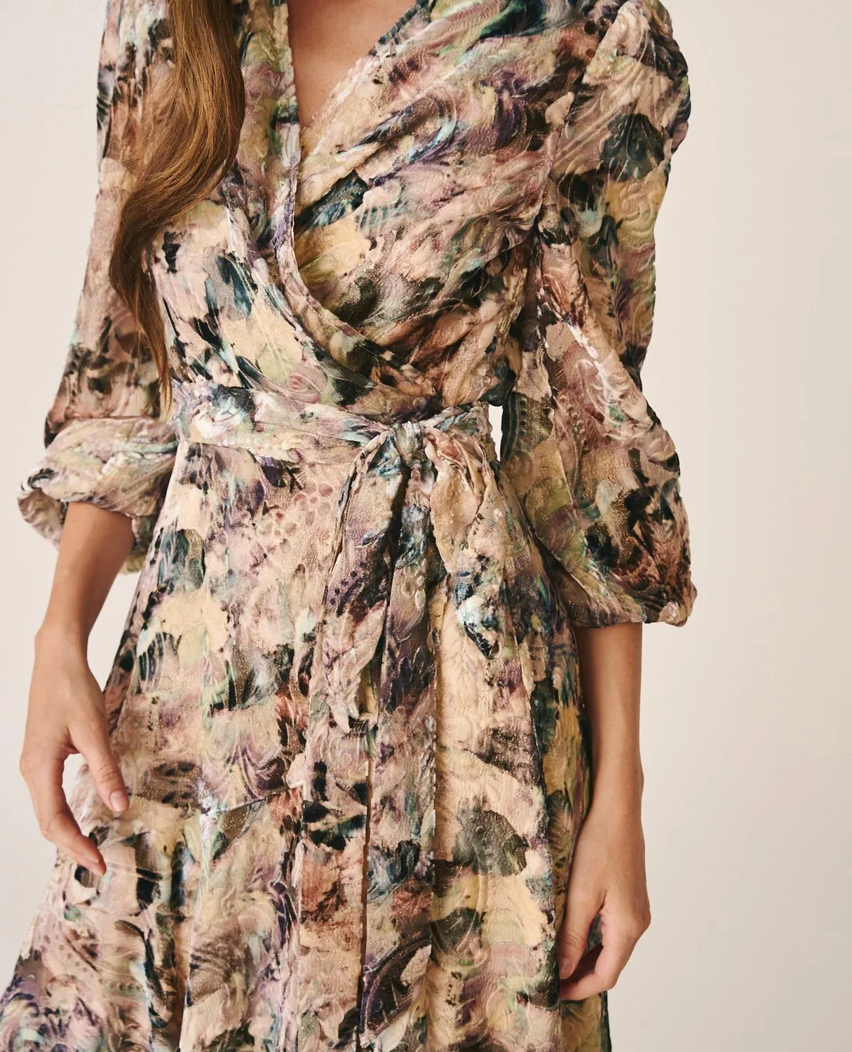 Alma en Pena I26CL0226 robe midi rose soie
