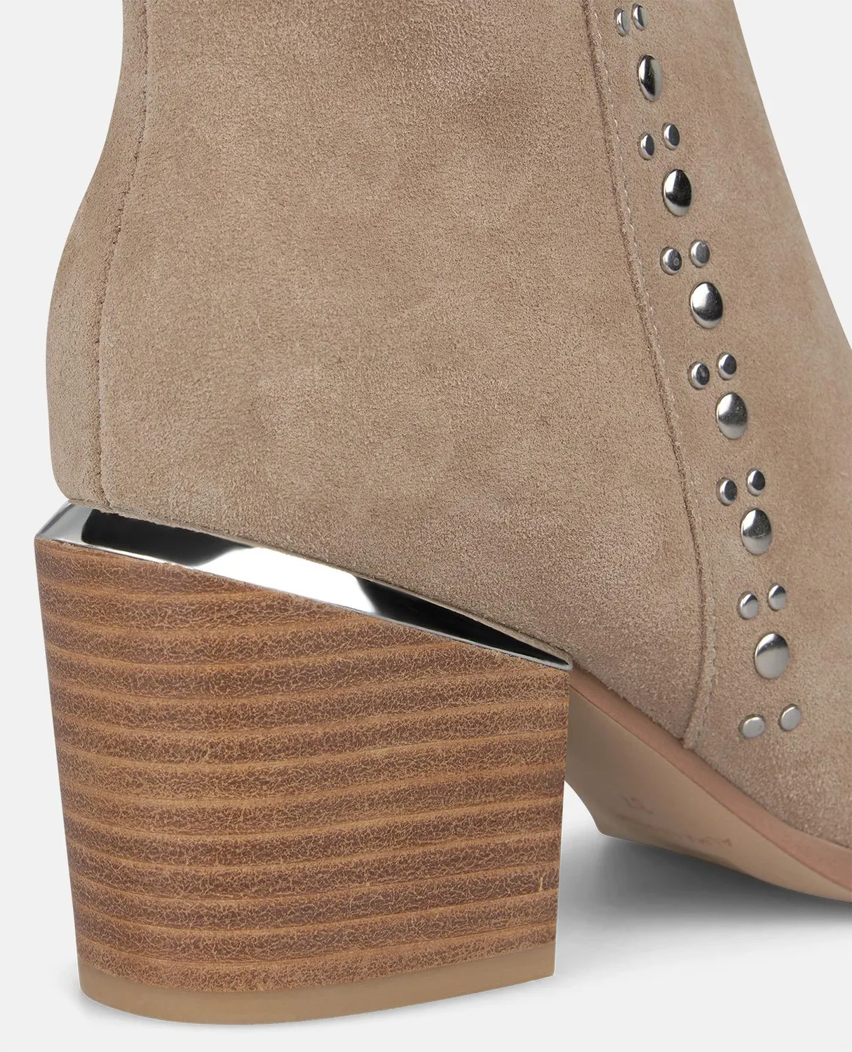 Alma en Pena I2653005C bottines cuir vison cloutées