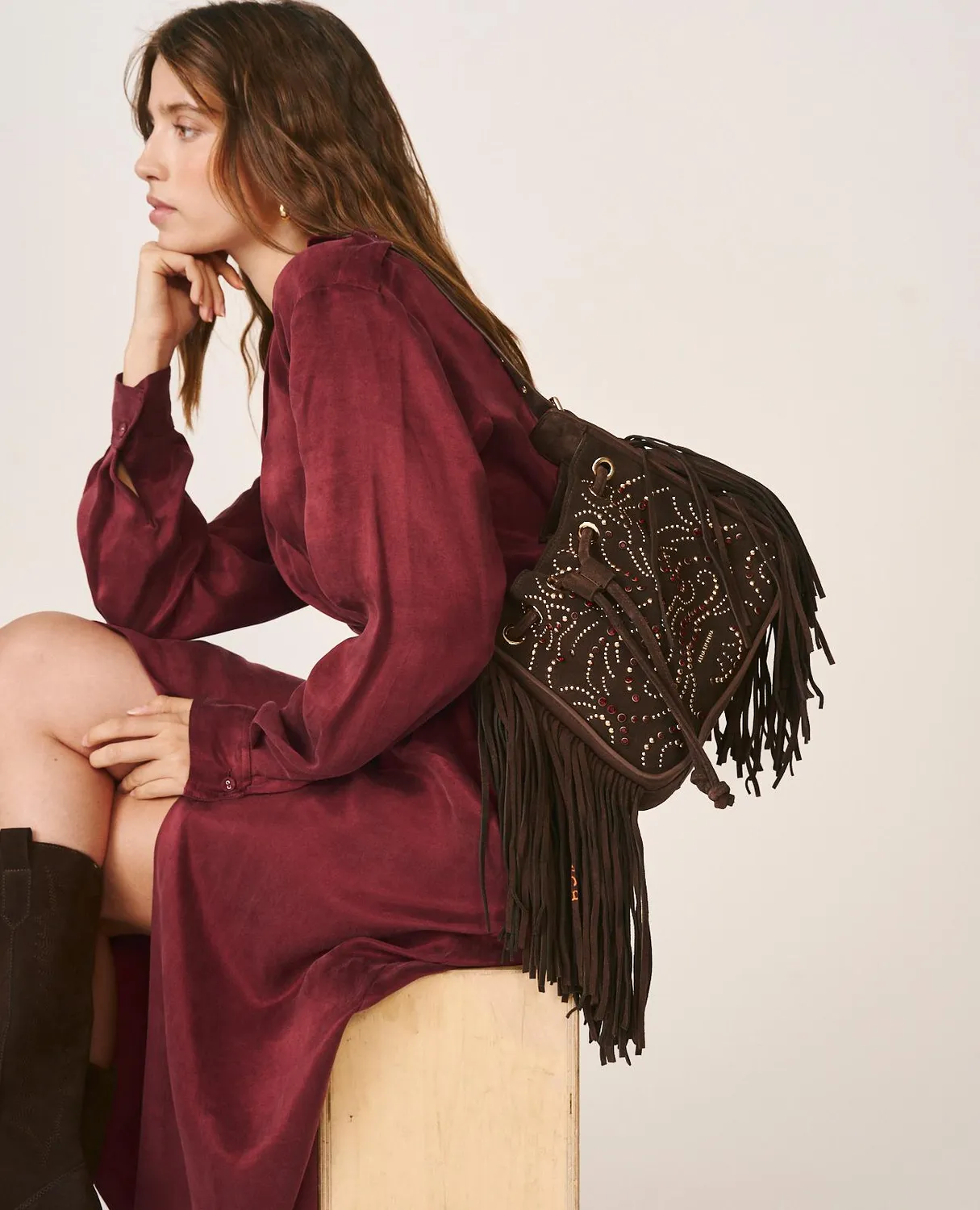 Alma en Pena BG215 sac cuir marron serraje clouté