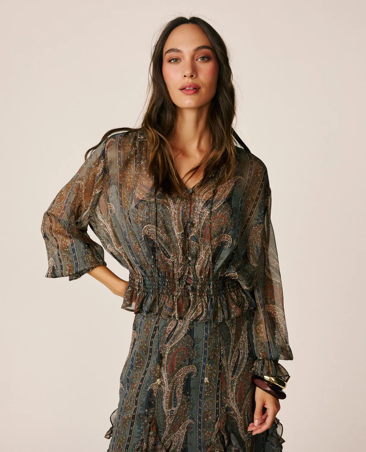 Alma en Pena I26CL0509 blouse grise gaze volants