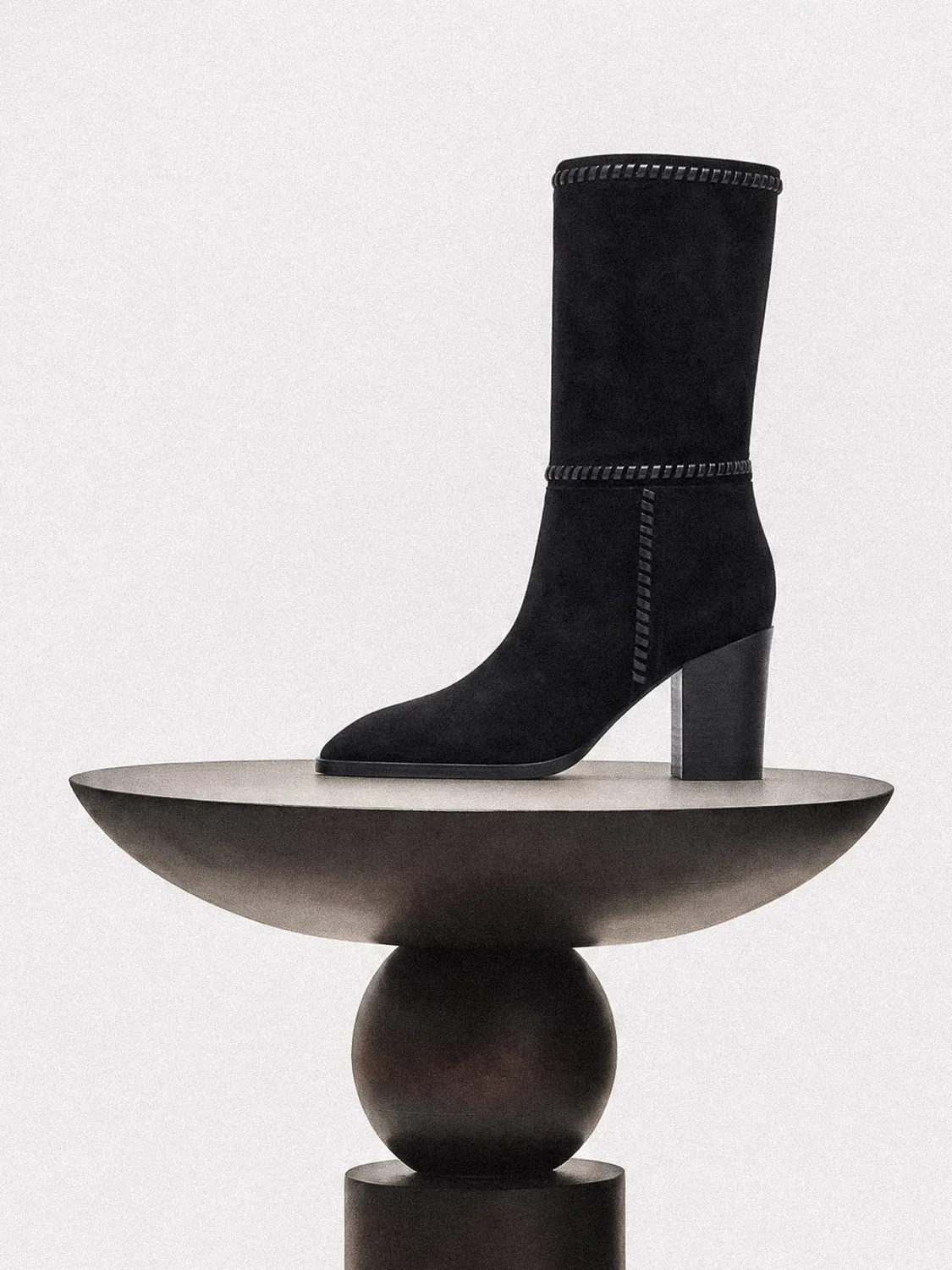 Mi/Mai Colette Black bottes daim noir talon bloc