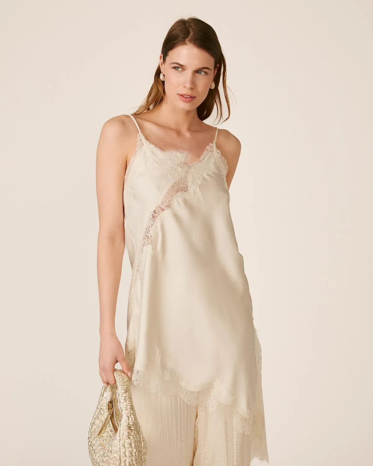 Alma en Pena V26CL0630 robe nuisette satin blanc