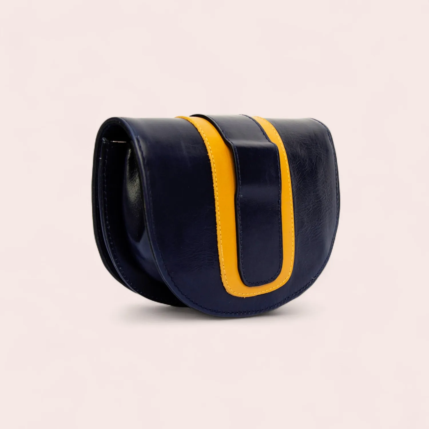 Karine Arabian Hooper sac ceinture cuir bleu moutarde