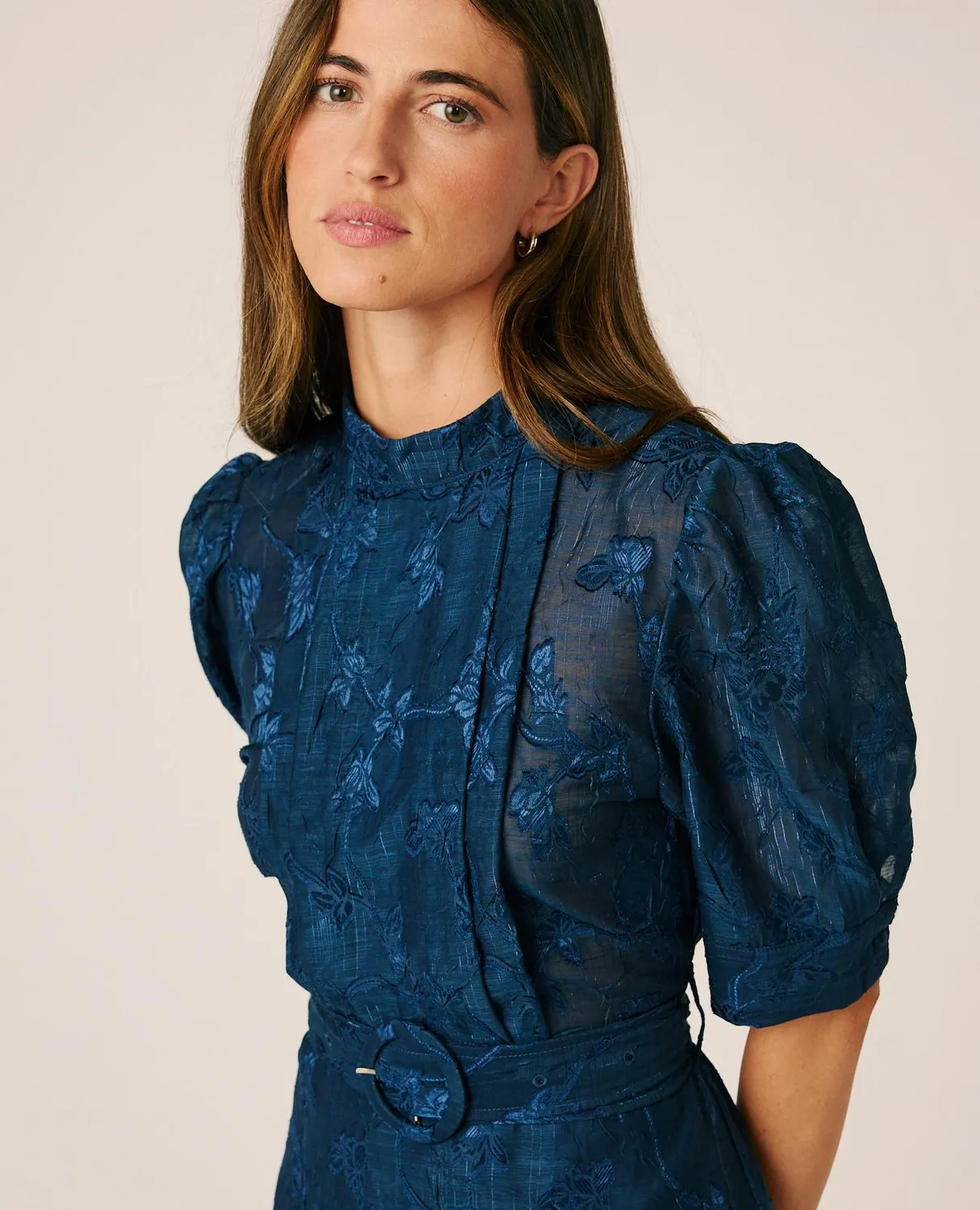 Alma en Pena I26CL0106 robe courte bleu jacquard floral