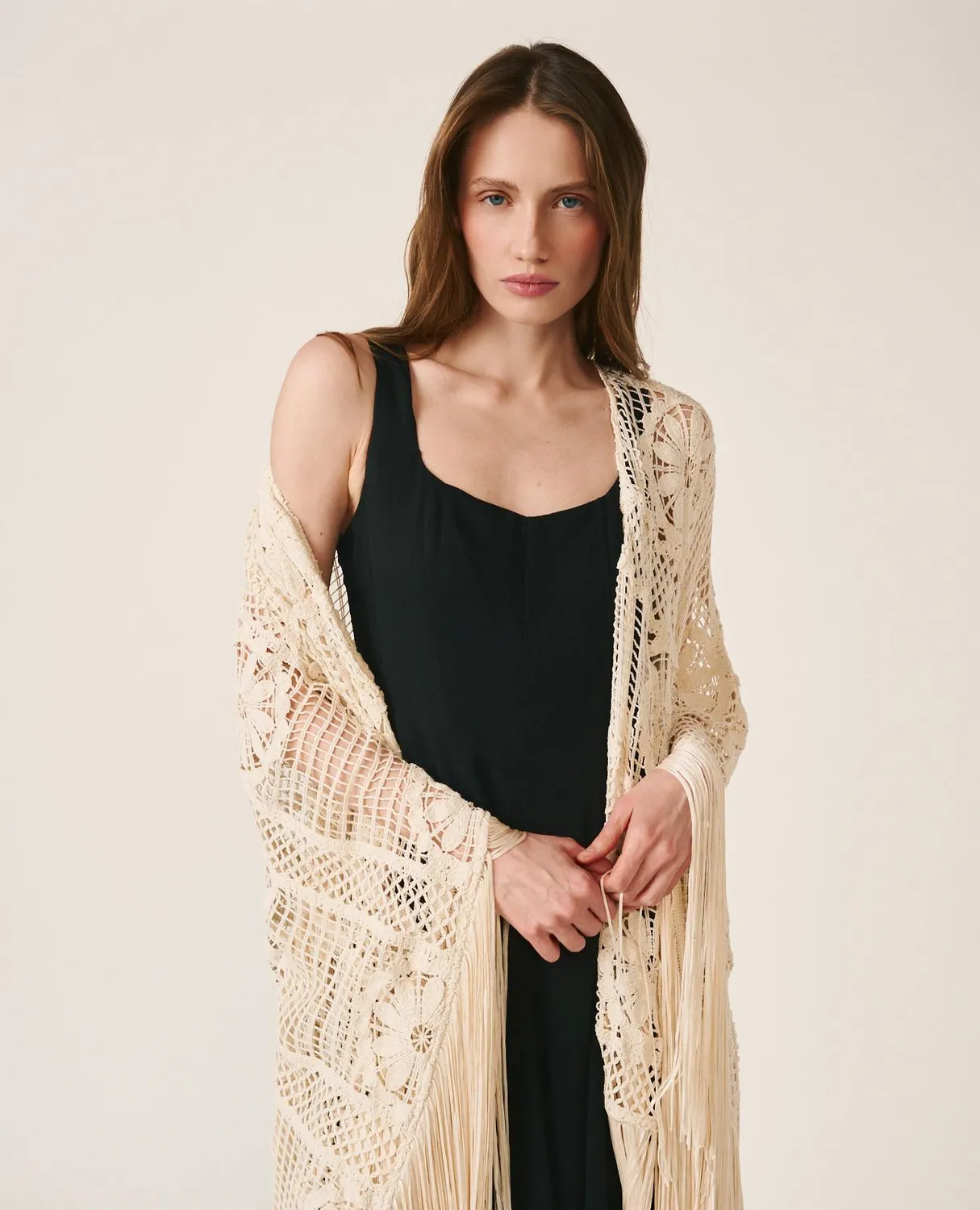 Alma en Pena V26CL1300 caftan crochet coton blanc