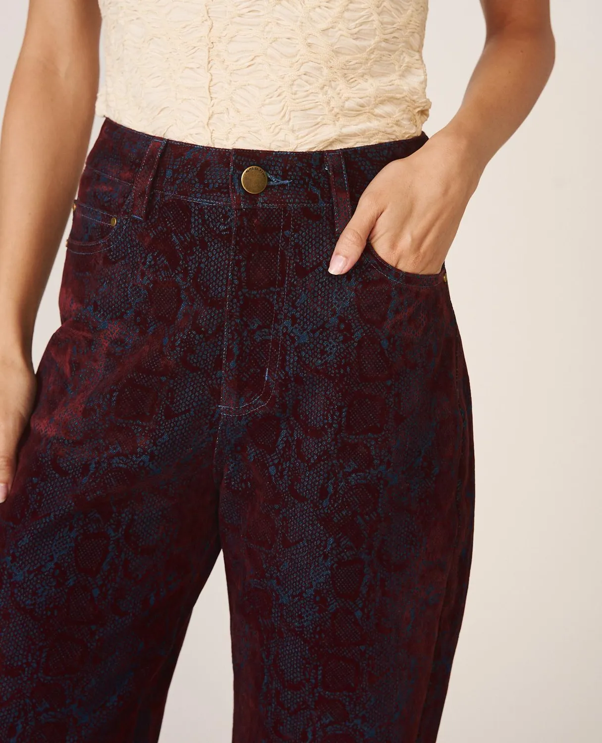 Alma en Pena I26CL1612 jean droit bordeaux velours