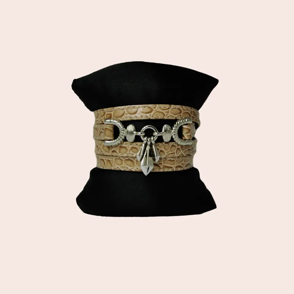 Karine Arabian Ibiza bracelet collier cuir recyclé