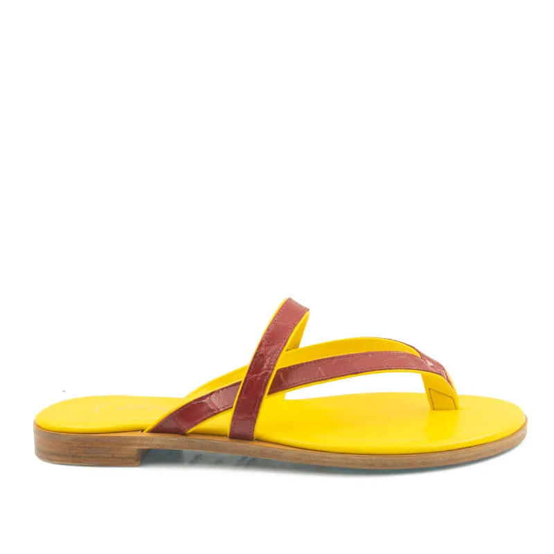 Bégum Paris Corinthe tongs cuir alligator bordeaux jaune