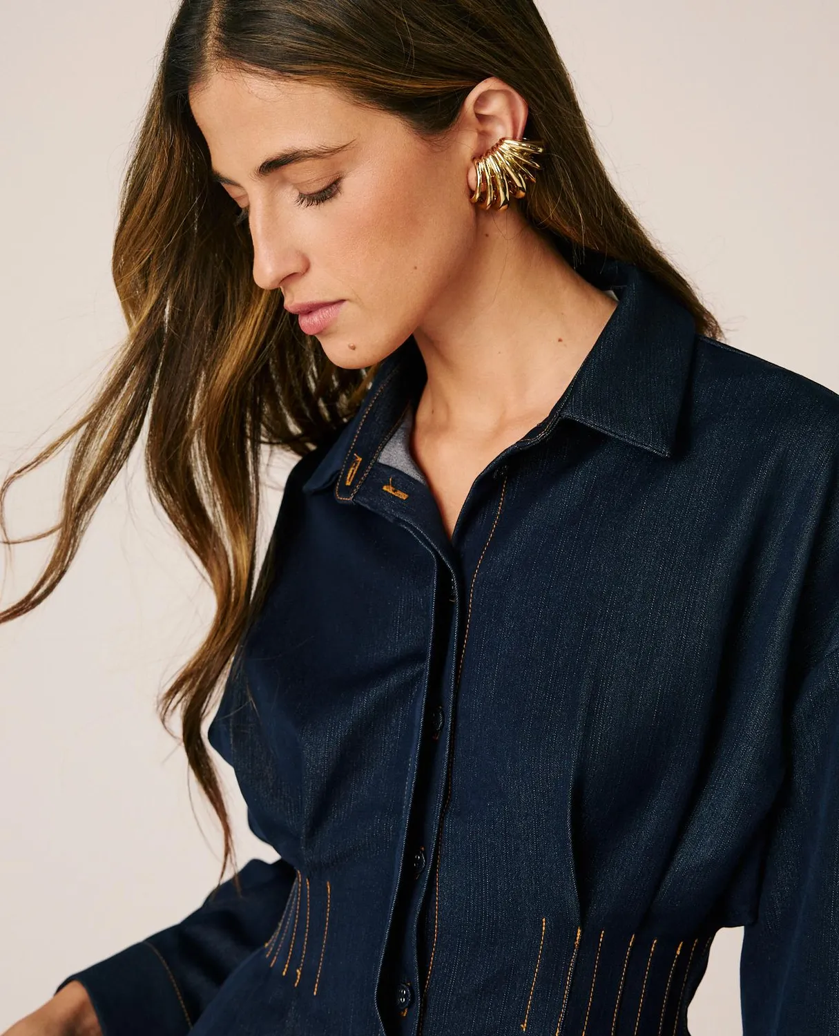 Alma en Pena I26CL0404 chemise denim indigo plissée