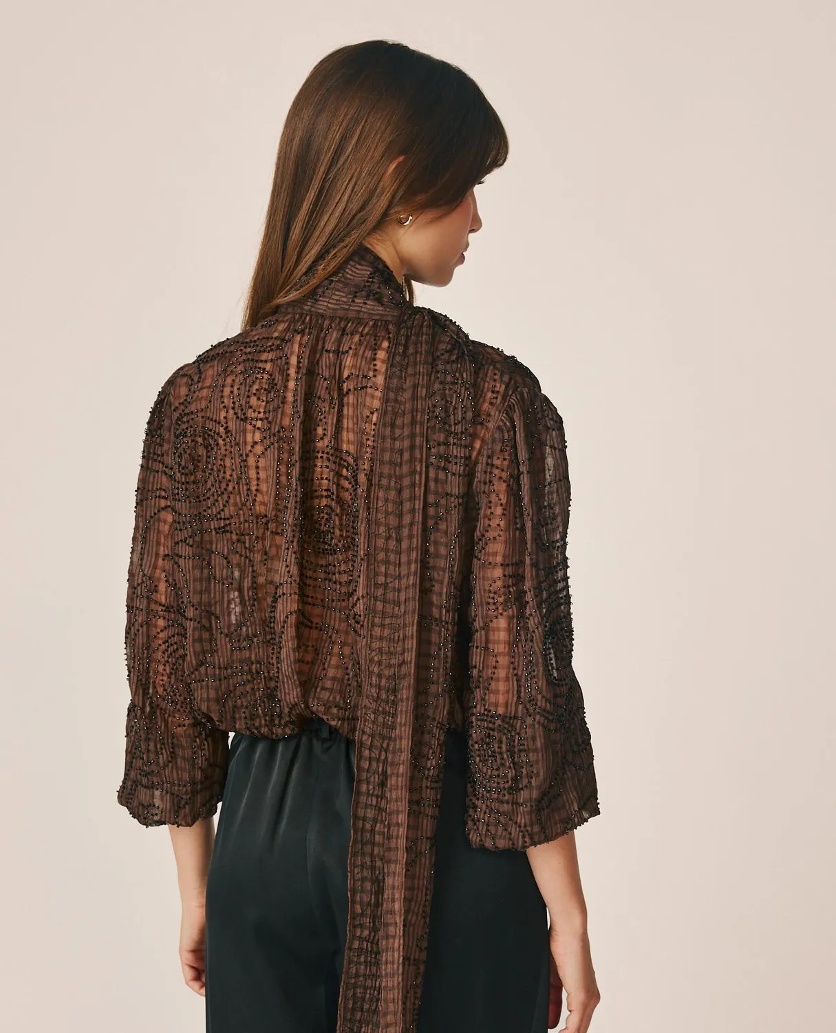 Alma en Pena I26CL0503 blouse organza marron à perles