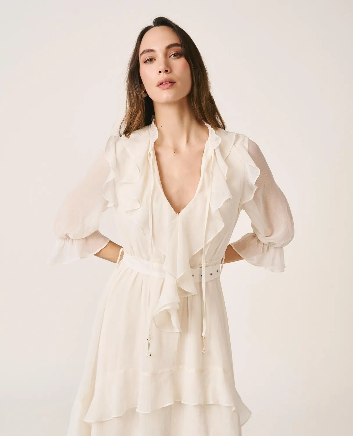 Alma en Pena V26CL0218 robe midi blanche volants