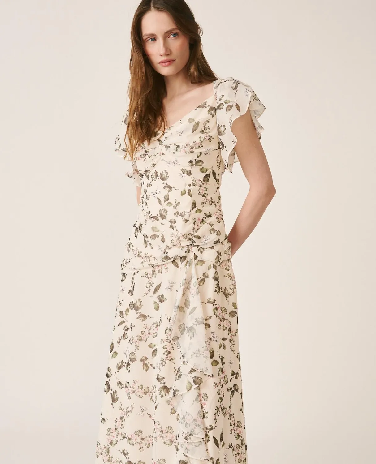 Alma en Pena V26CL0242 robe longue verte fleurie cape