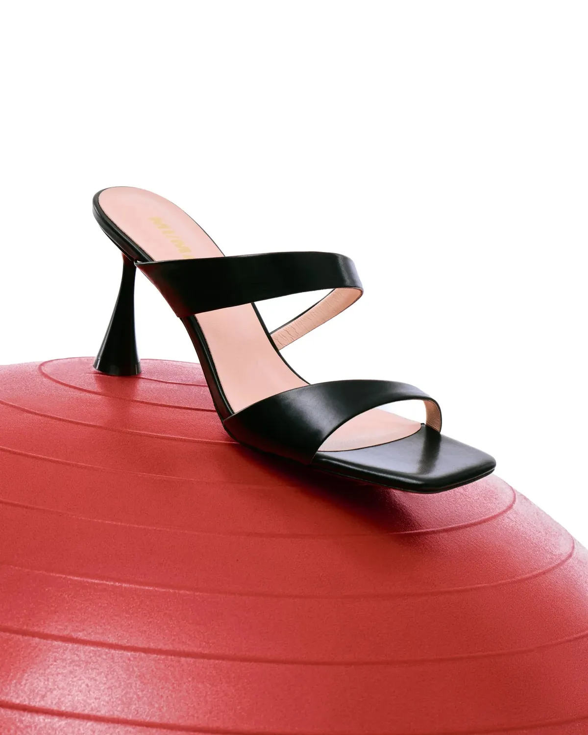 Mi/Mai Tara Black sandales mules cuir noir bout carré