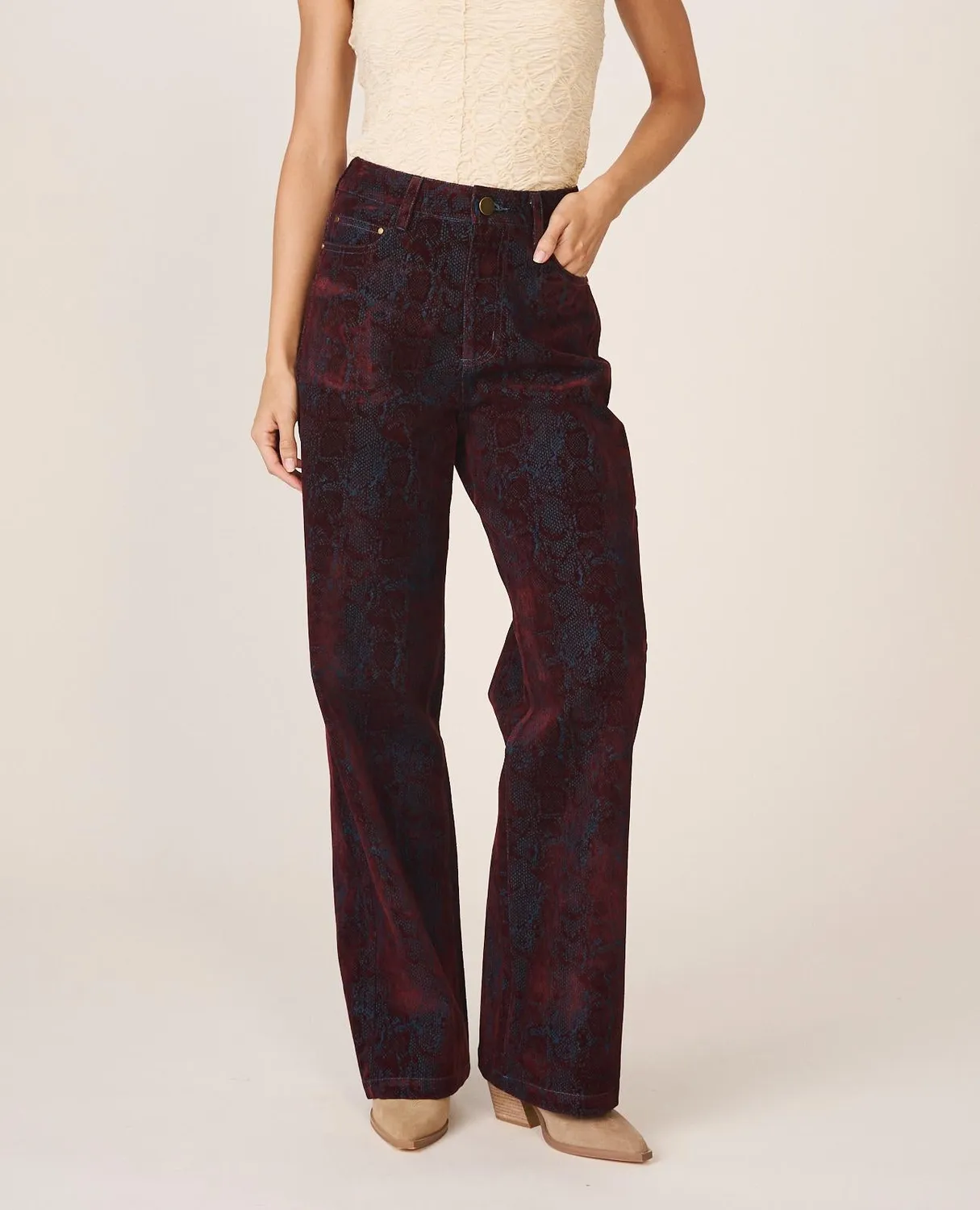 Alma en Pena I26CL1612 jean droit bordeaux velours