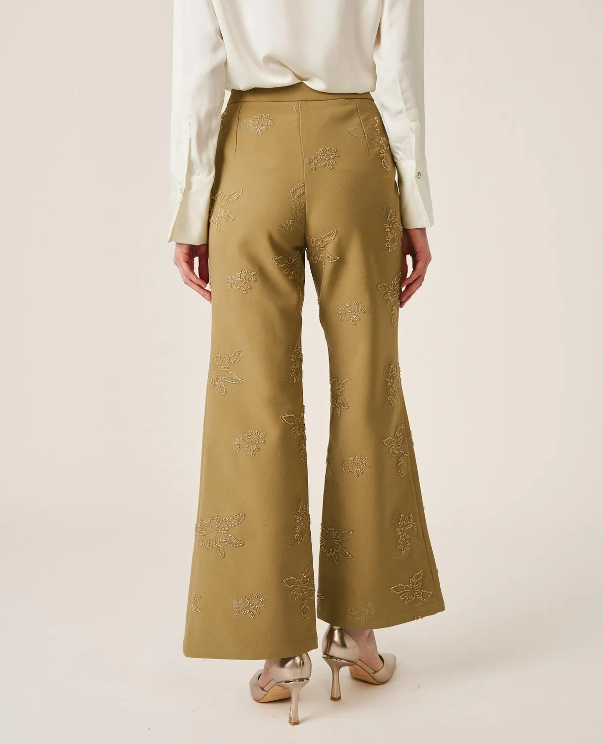Alma en Pena V26CL1618 pantalon flare kaki brodé