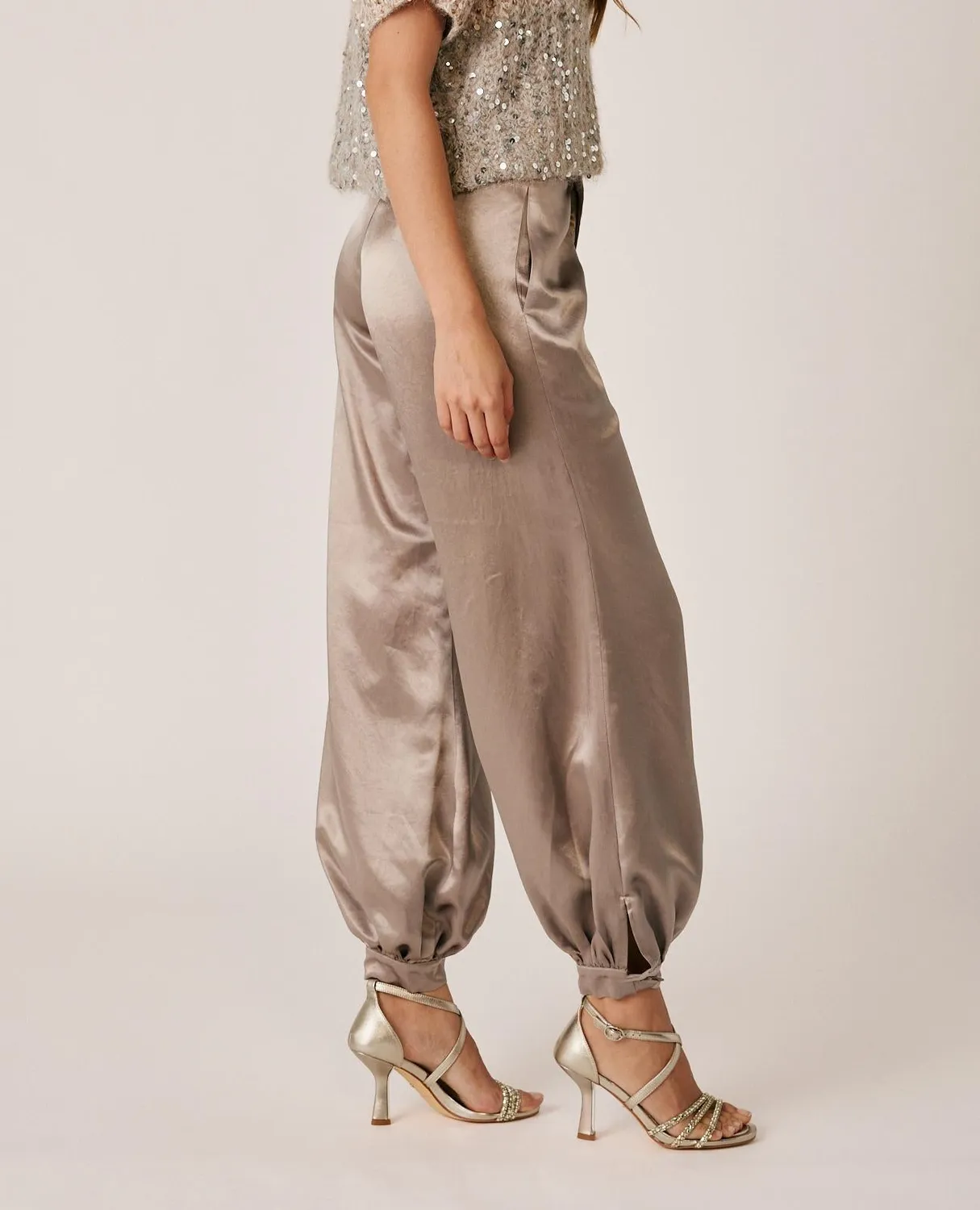 Alma en Pena I26CL1601 pantalon vison satiné