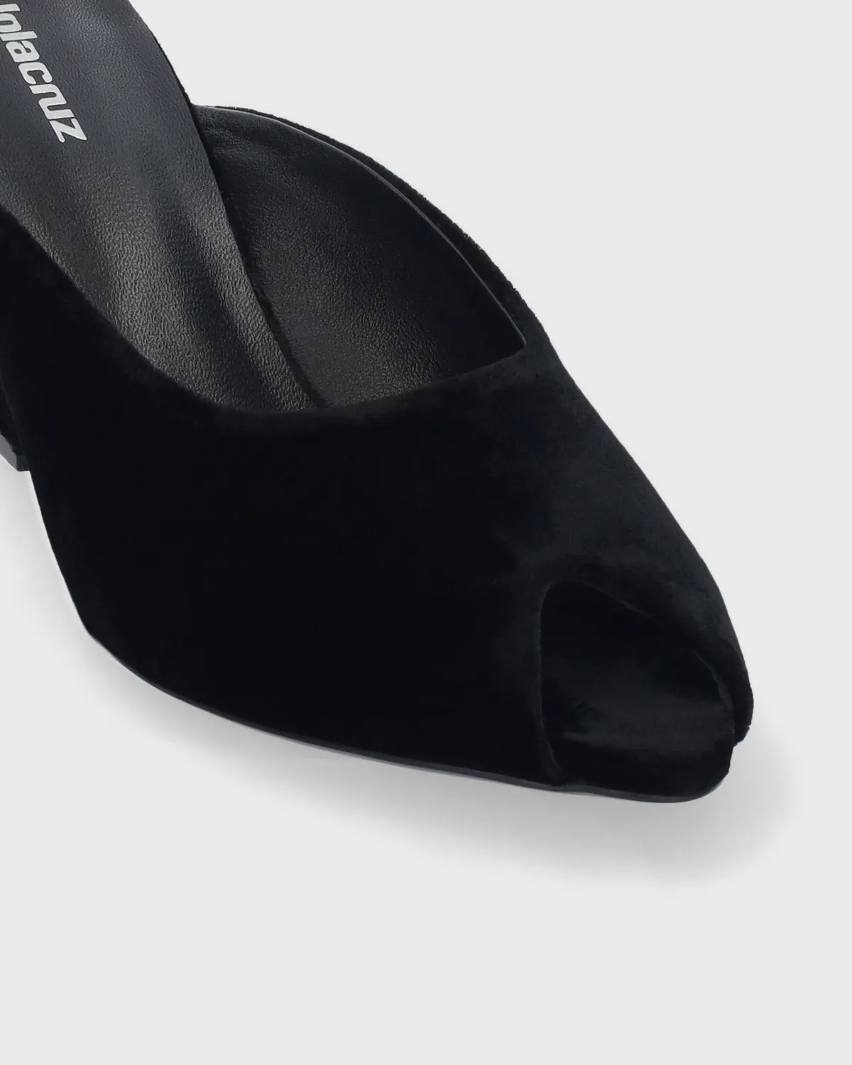 Lola Cruz Isabella mules compensées noires talon 75