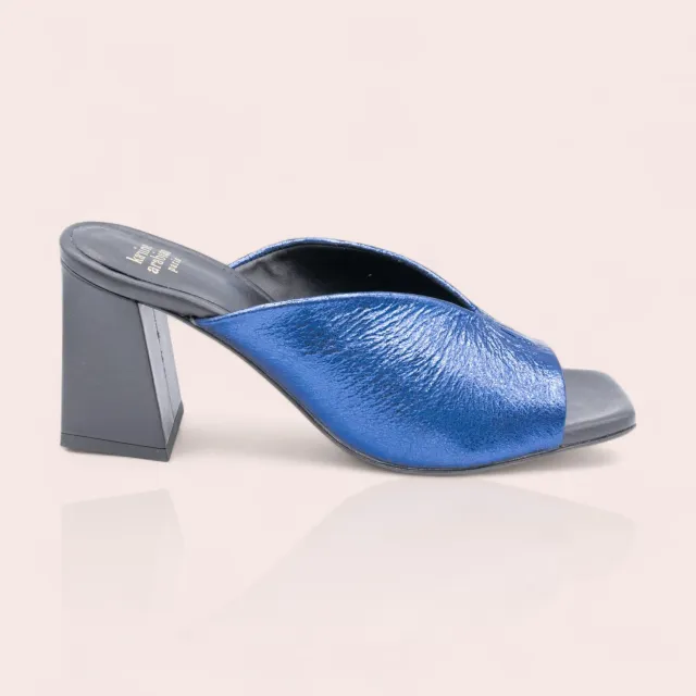 Karine Arabian Joana mules à talons bleu argent cuir