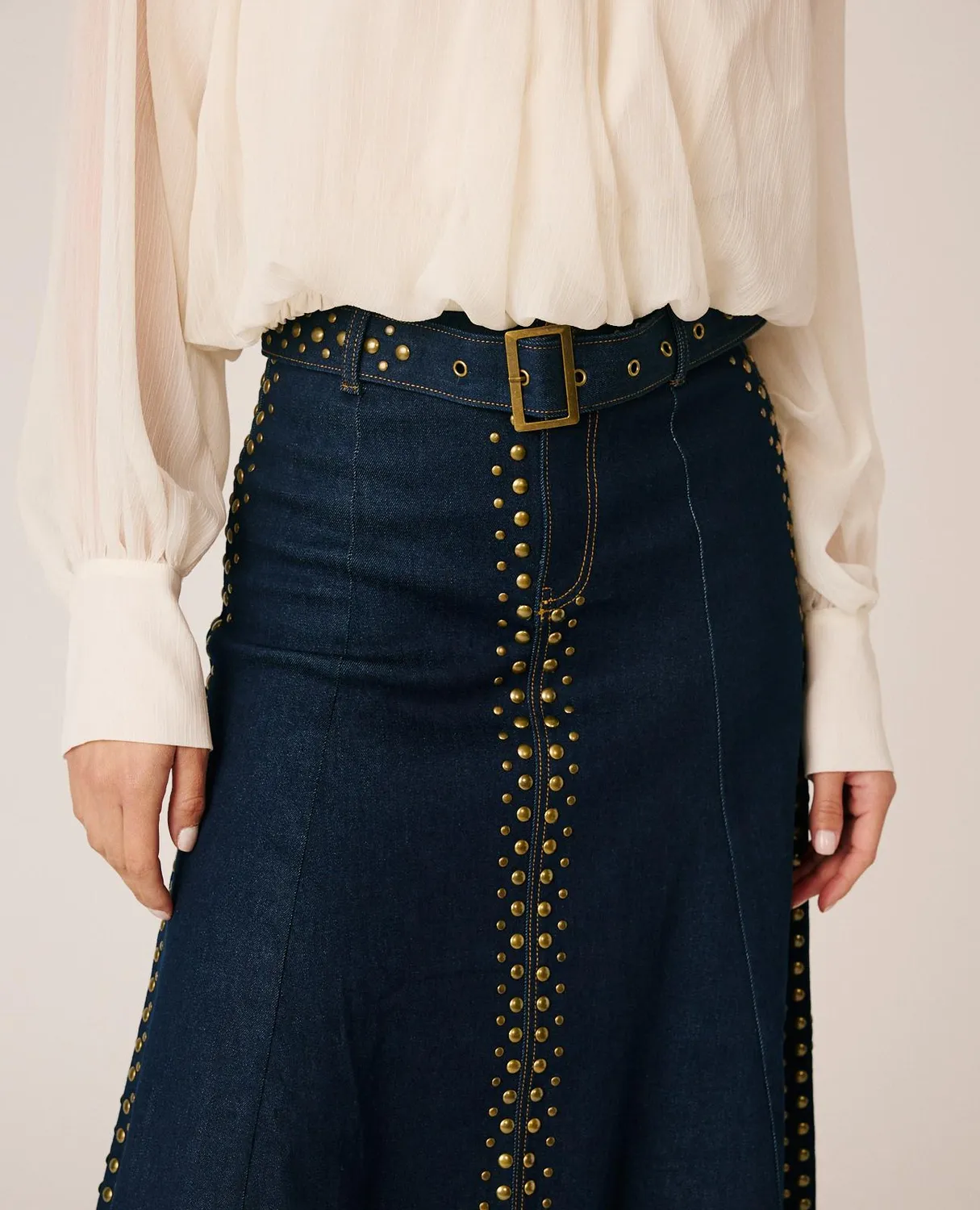 ALMA EN PENA I26CL1805 jupe midi jean indigo cloutée
