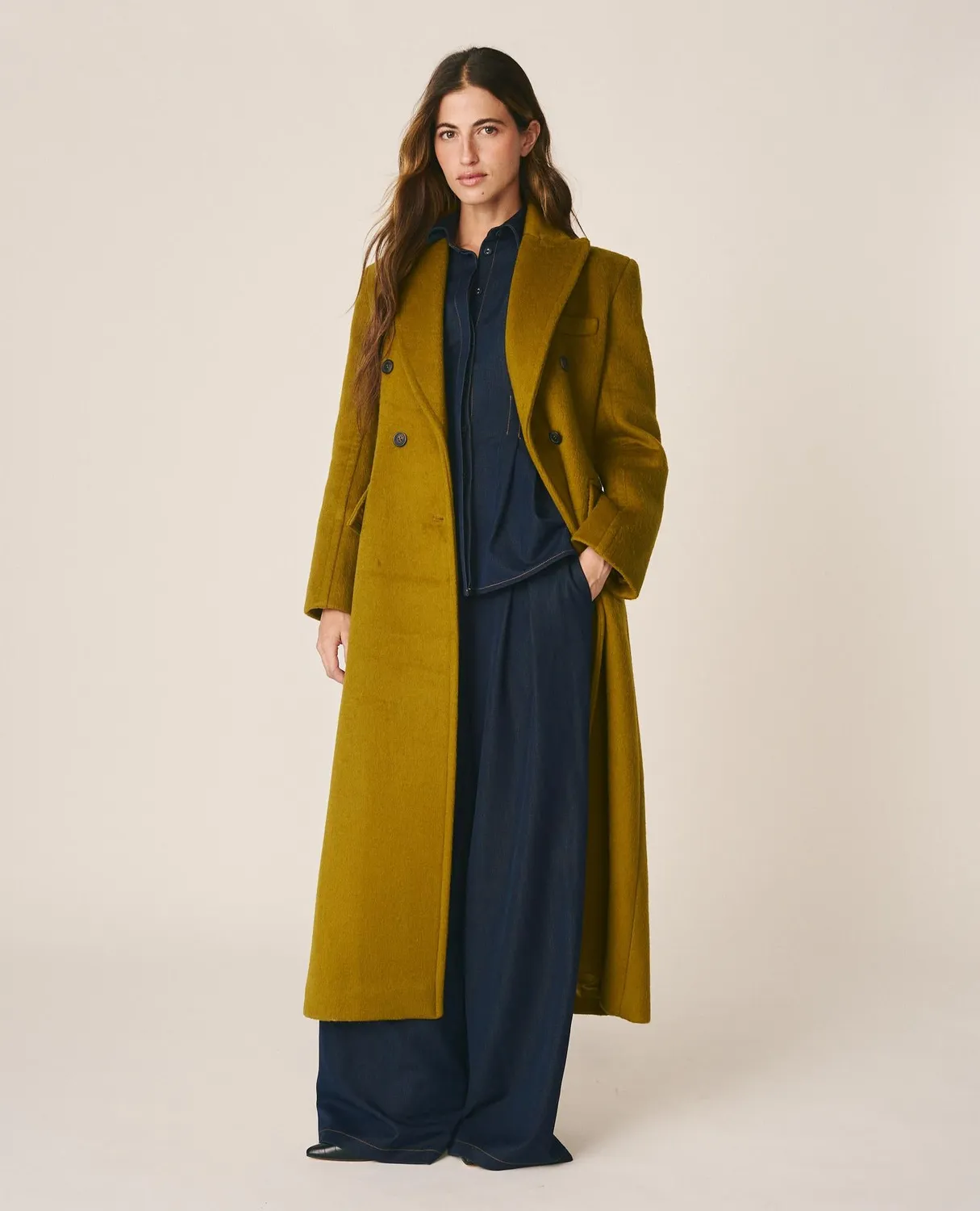 Alma en Pena I26CL1503 manteau long olive double