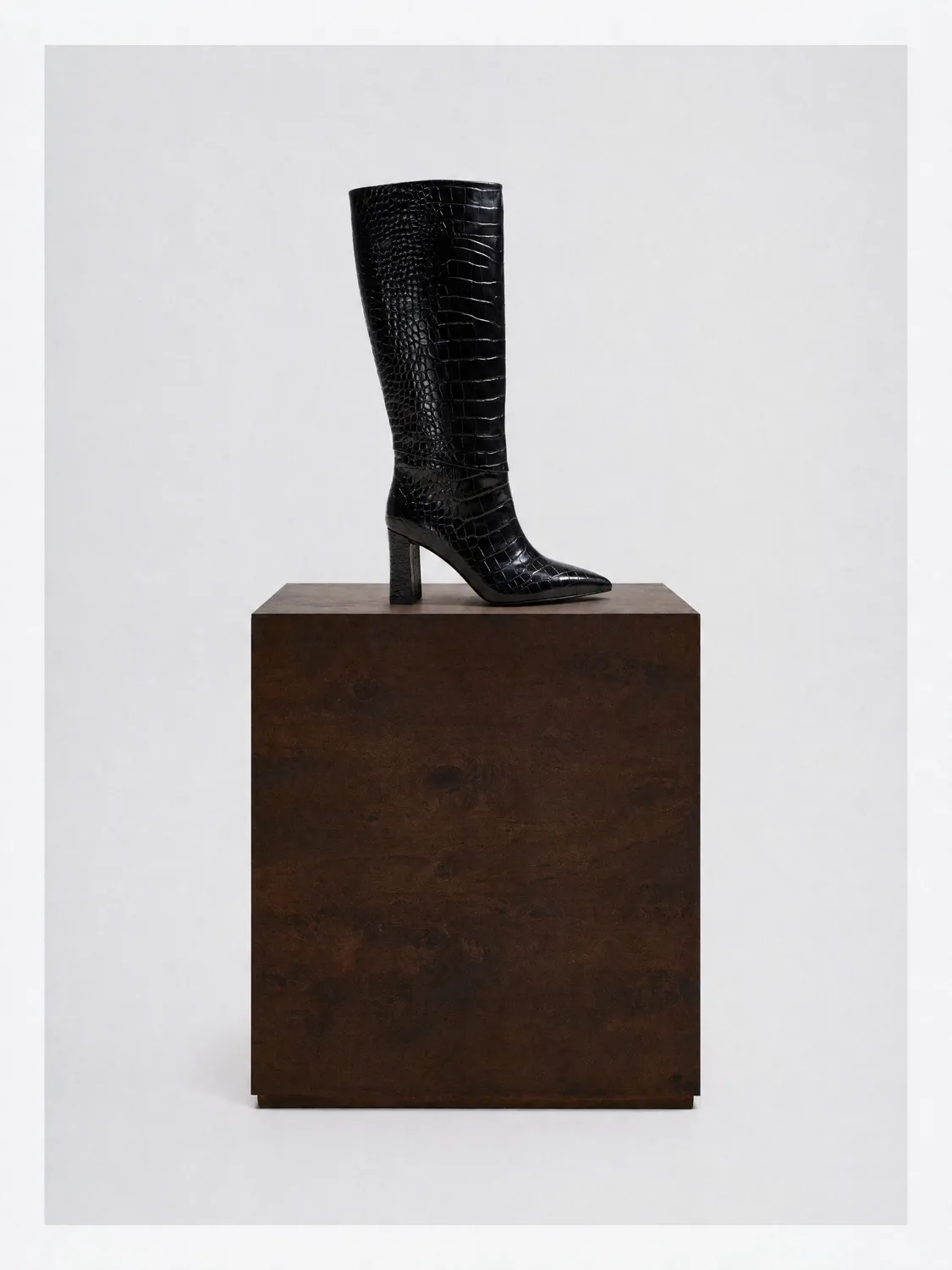 Mi/Mai Wassily Black Croc bottes noires croco talon bloc