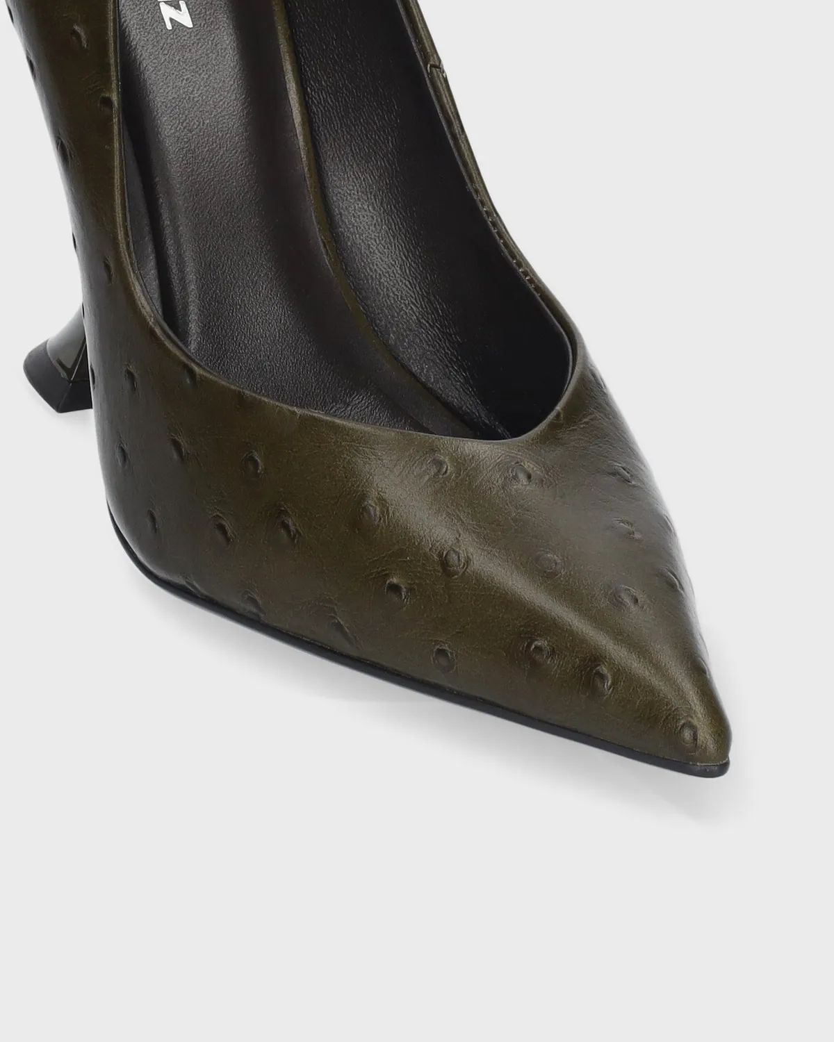 Lola Cruz Eugenia Pumps 95 escarpins kaki talon 9,5 cm
