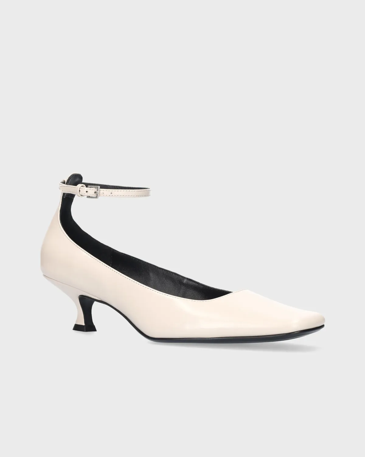 Lola Cruz Annette 50 escarpins écru talon 5 cm