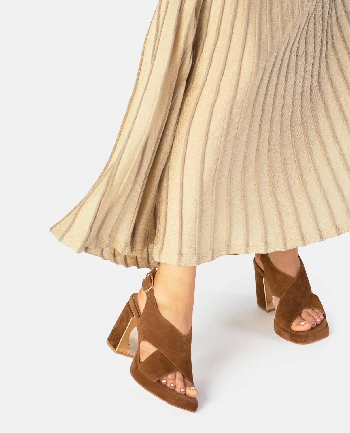 Alma en Pena V262654 sandales talon 8,5 cm caramel cuir