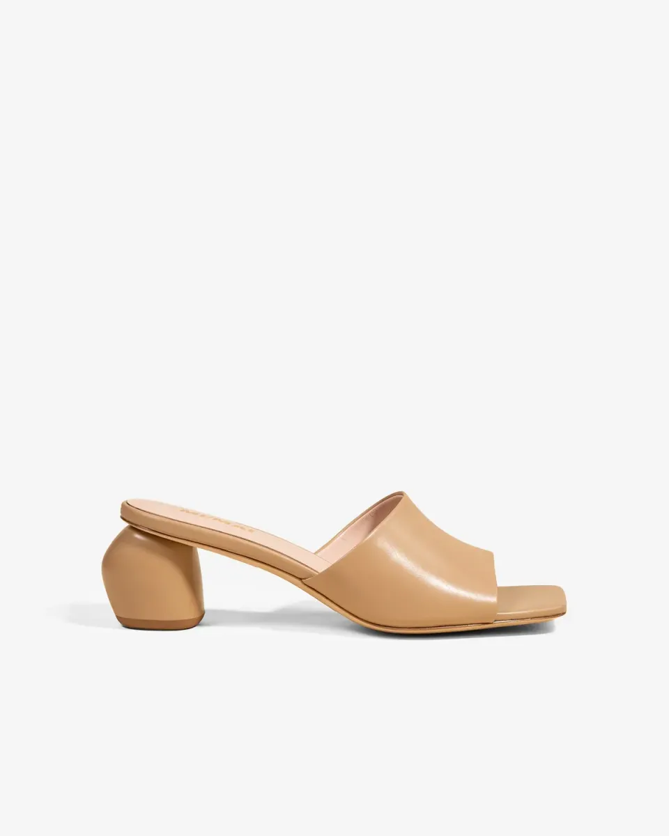 Mi/Mai Gemma Low Nude mules cuir beige talon 5cm