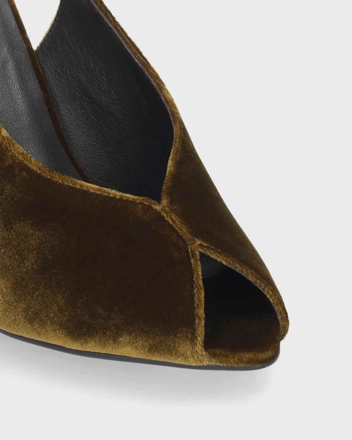 Lola Cruz Gabriette 95 escarpins ocre talon haut