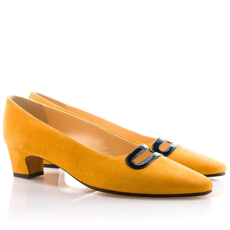 Bégum Paris Vénus escarpins curry chevreau velours 4 cm