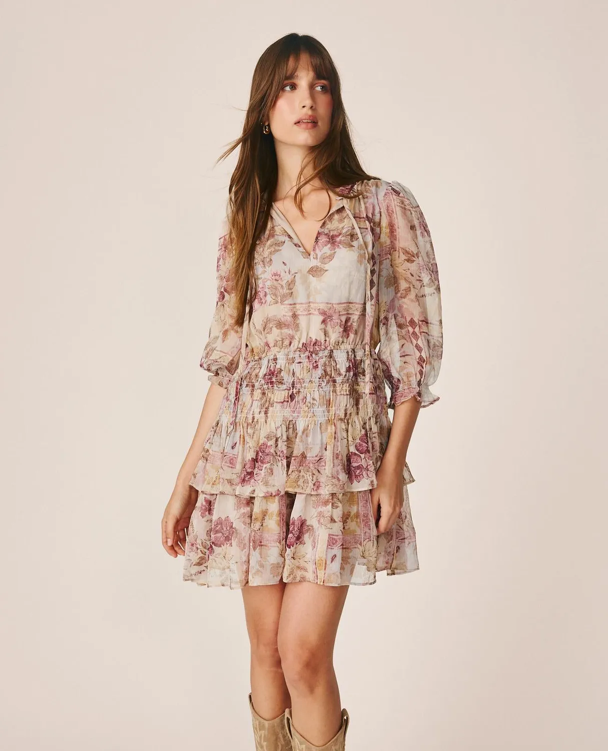 Alma en Pena I26CL0110 robe courte gaze rose fleurie