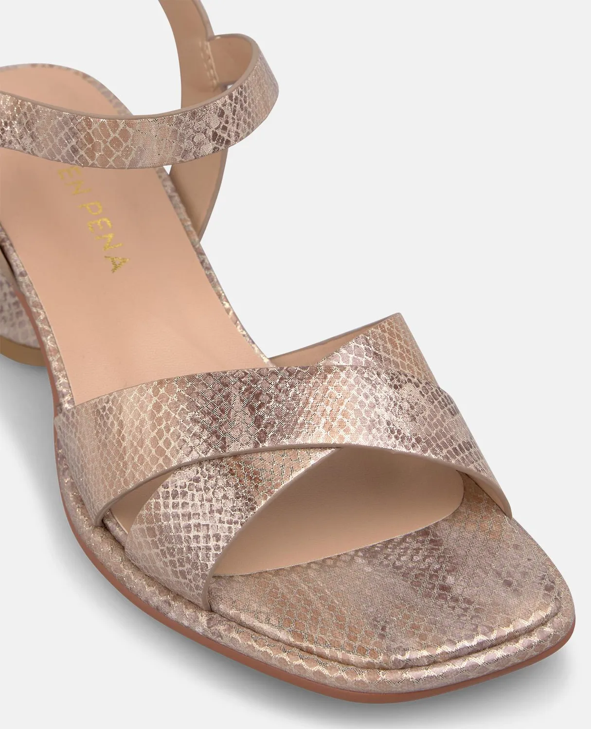 Alma en Pena V2650401 sandales camel talon 4,5 cm
