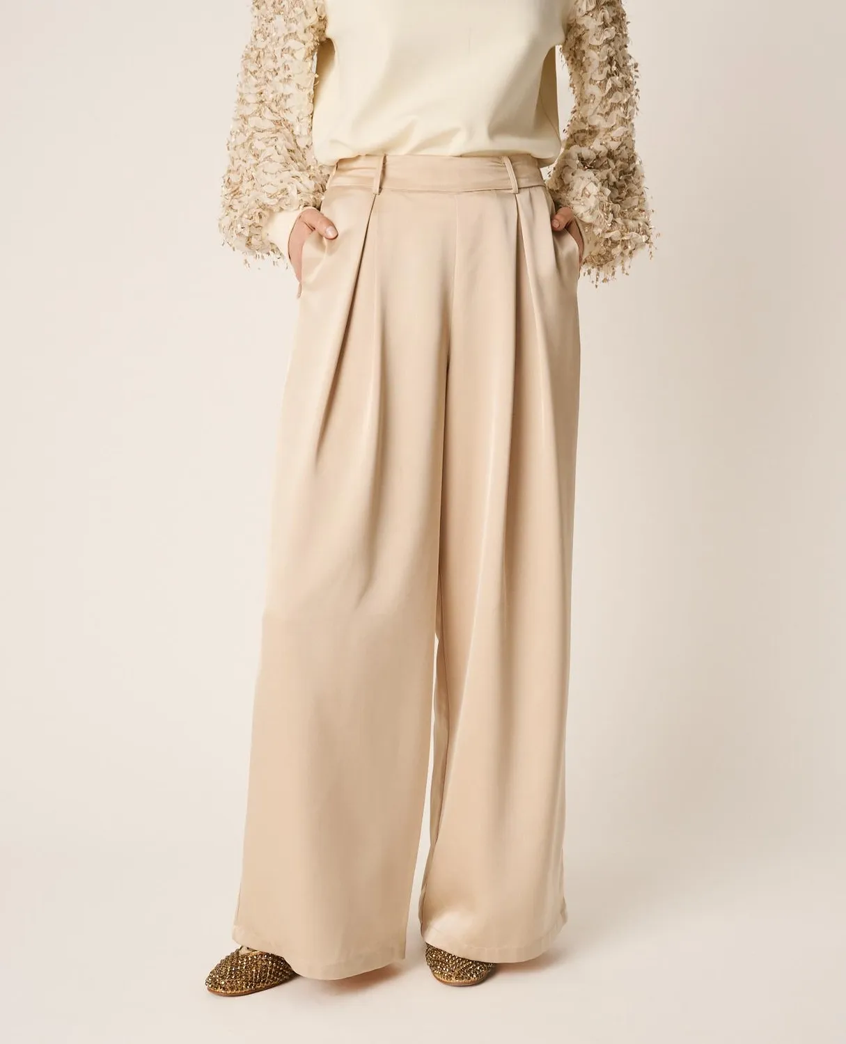 Alma en Pena V26CL1617 pantalon doré satin large