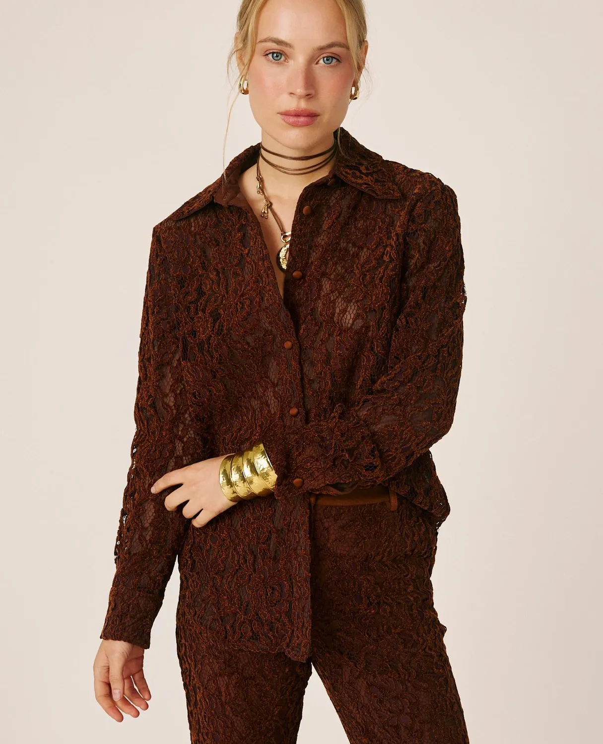 Alma en Pena I26CL0406 blouse dentelle marron