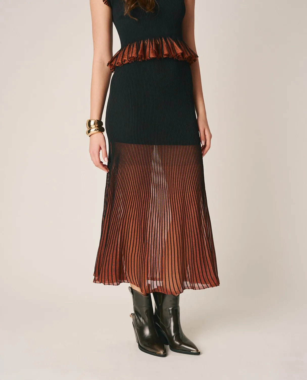 Alma en Pena I25CL1803 jupe midi volants noire